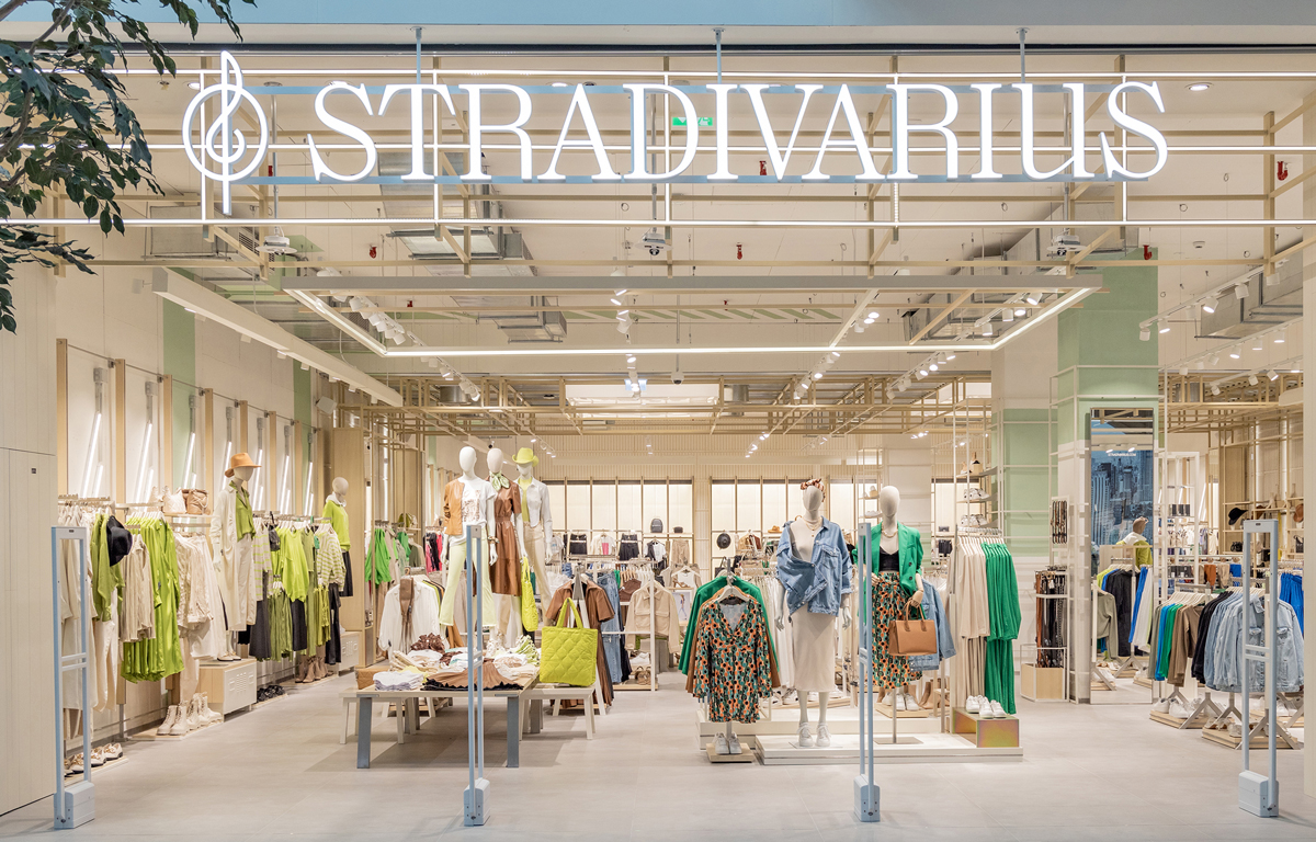 Stradivarius Franchise: Costs, Requirements & How to Partner with Inditex’s Women’s Fashion Brand