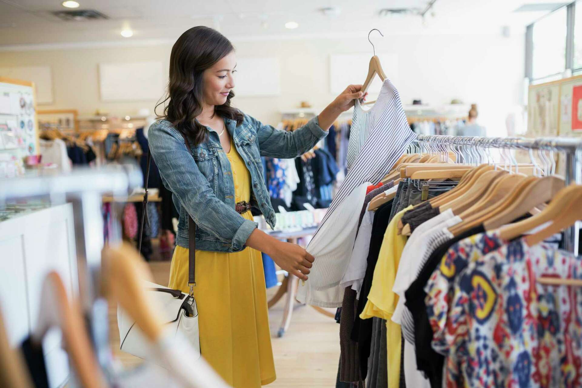 How Much Does It Cost to Start a Clothing Franchise?